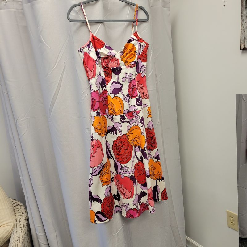 Spaghetti Strap Floral Dress (10) Pre-owned