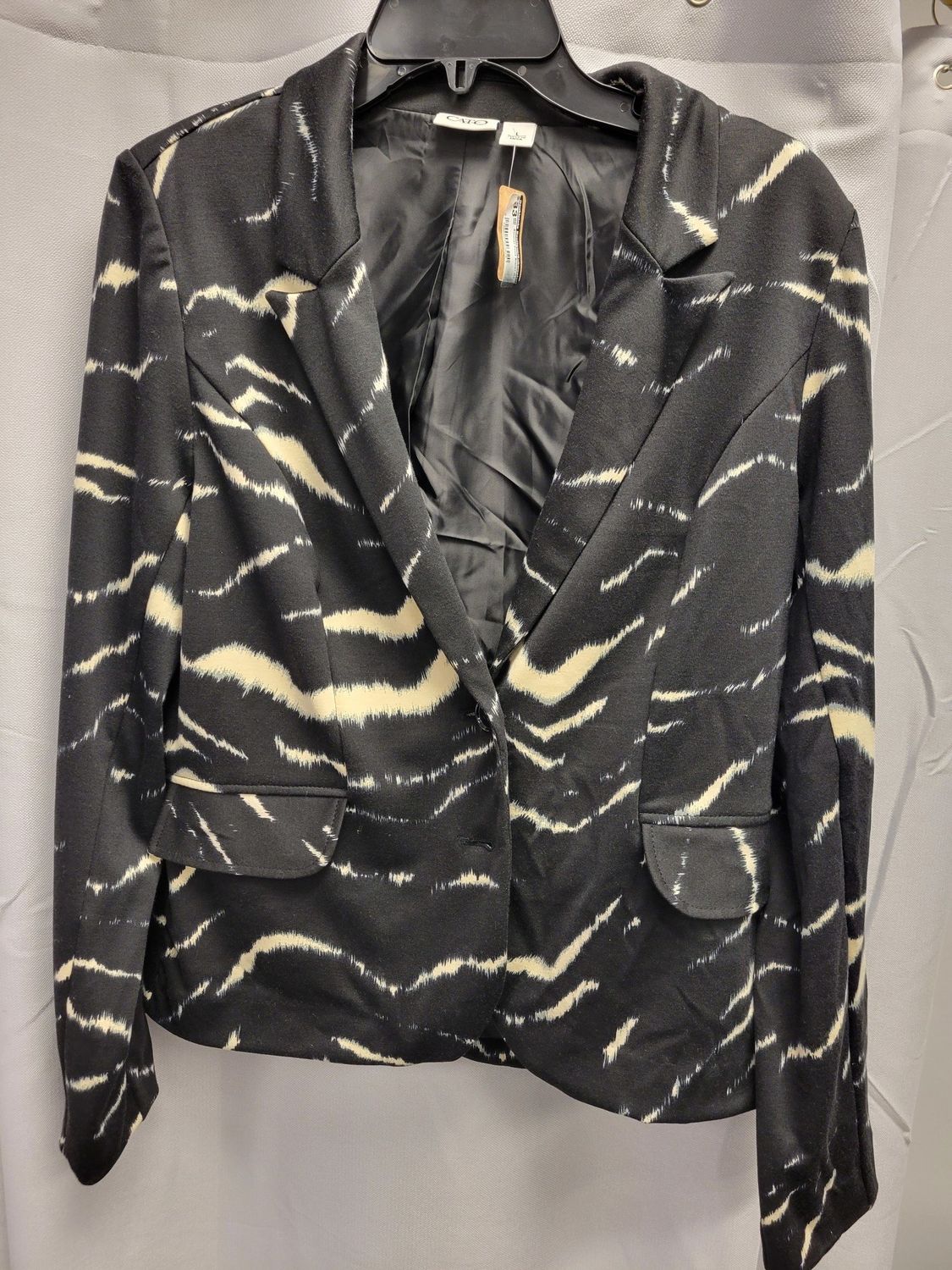 Cato Animal Print Blazer (L)pre-owned