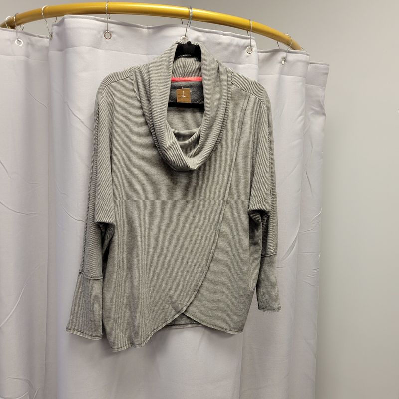 Calvin Klein Performance Top (S) Pre-owned