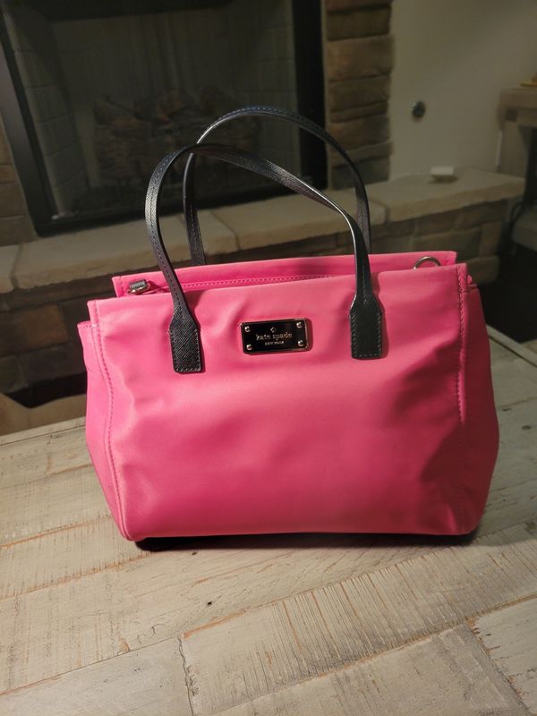 Kate Spade Pink Nylon Handbag (pre-owned)