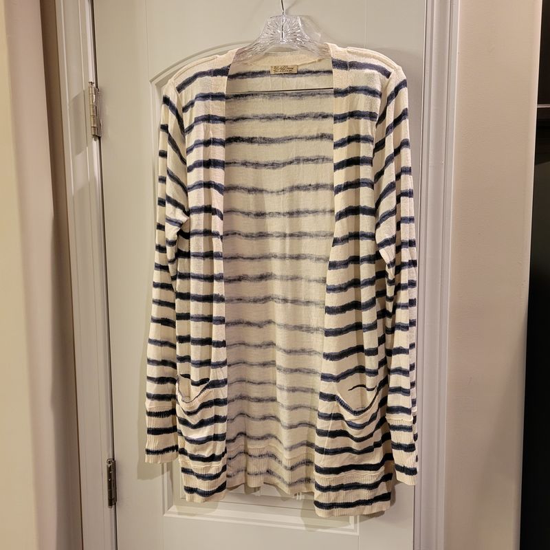 Lucky Brand Blue/White Button Sweater (L) Pre-owned