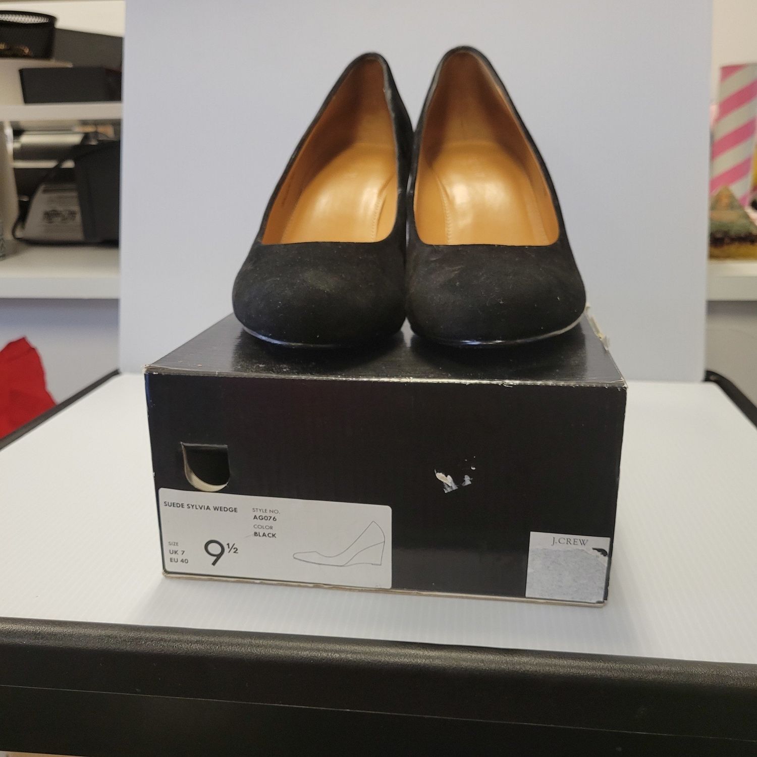 J Crew Blk Wedge Suede pre-owned (9.5)