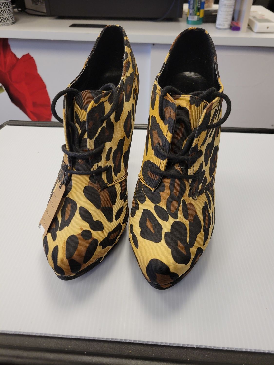 Derby Leopard Heels (11) Like New