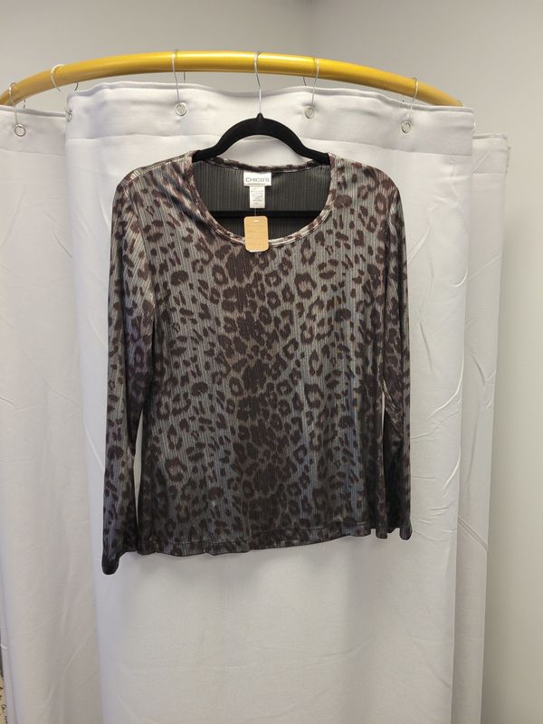 Chicos Plus Size Shiny Leopard Print (1X)pre-owned