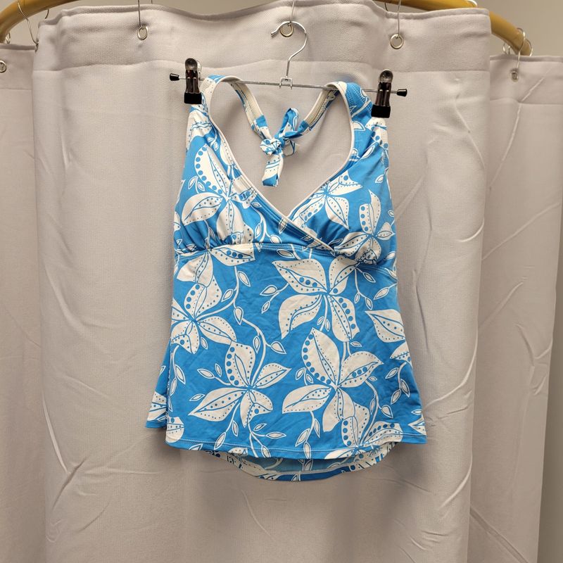 Beach House Halter Top (12) Pre-owned