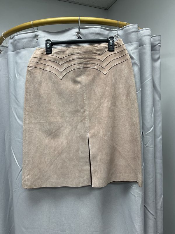 Pink Leather Suede Skirt (10) Pre-owned