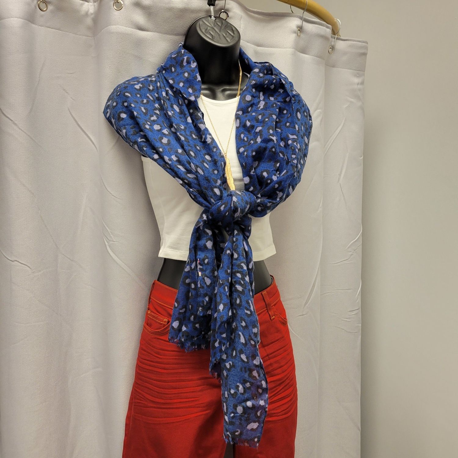 Blue and Lavender Animal Print Wrap/Scarf (OS)Pre-owned