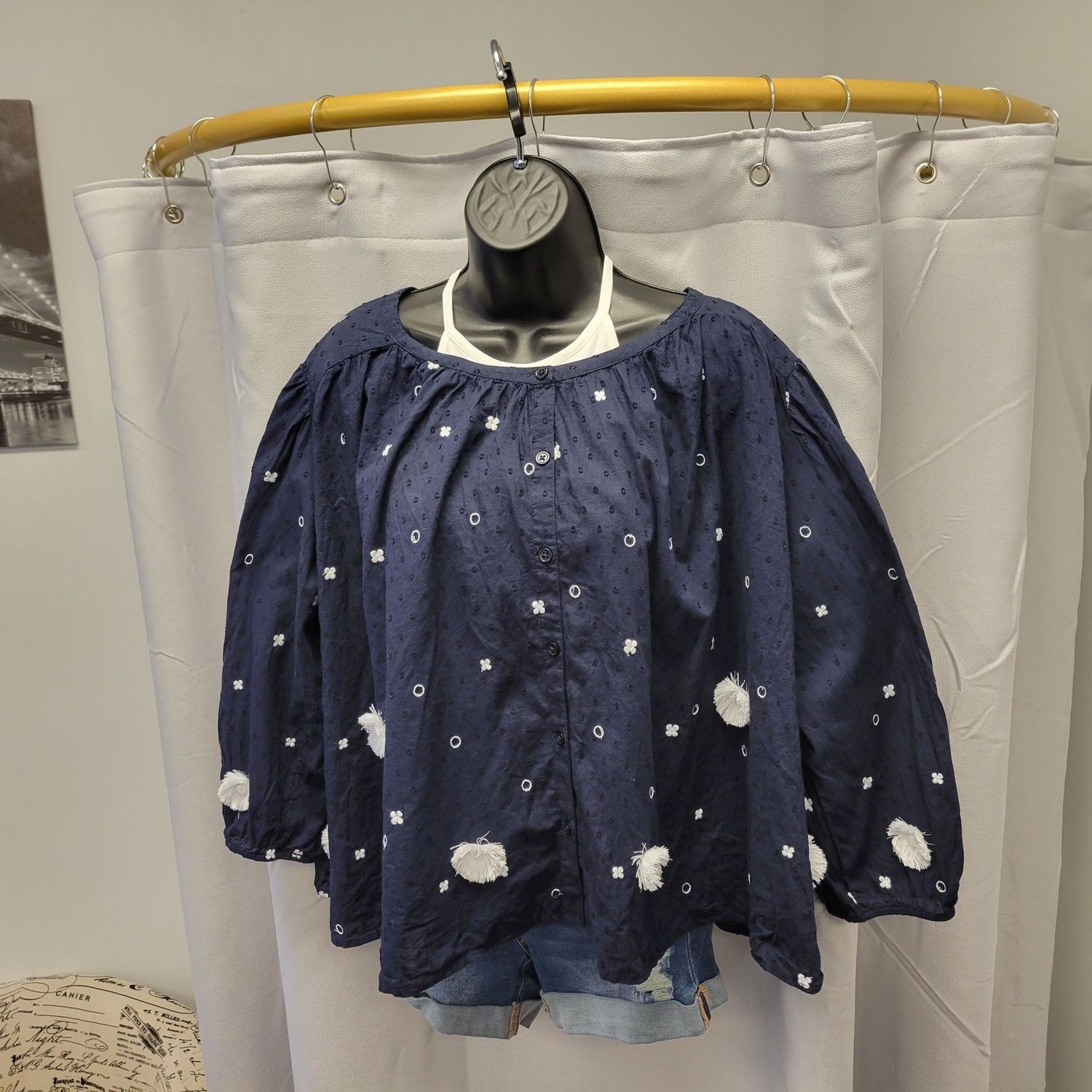 Crown &amp; Ivy Navy and White Top (L)