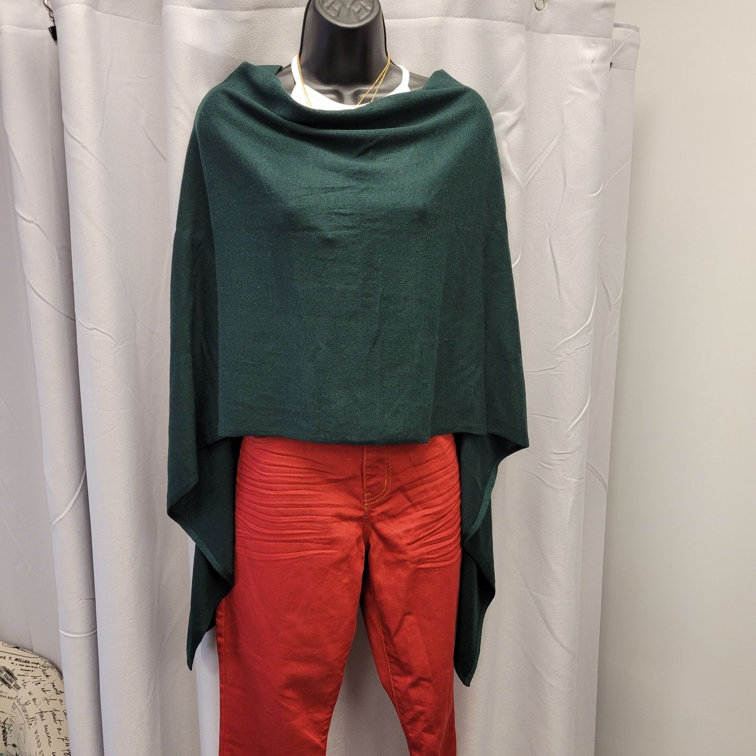 Kerisma Green Shawl (OS)Pre-owned