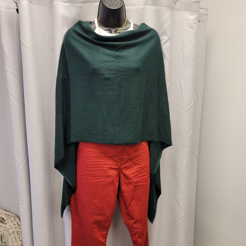 Kerisma Green Shawl (OS)Pre-owned