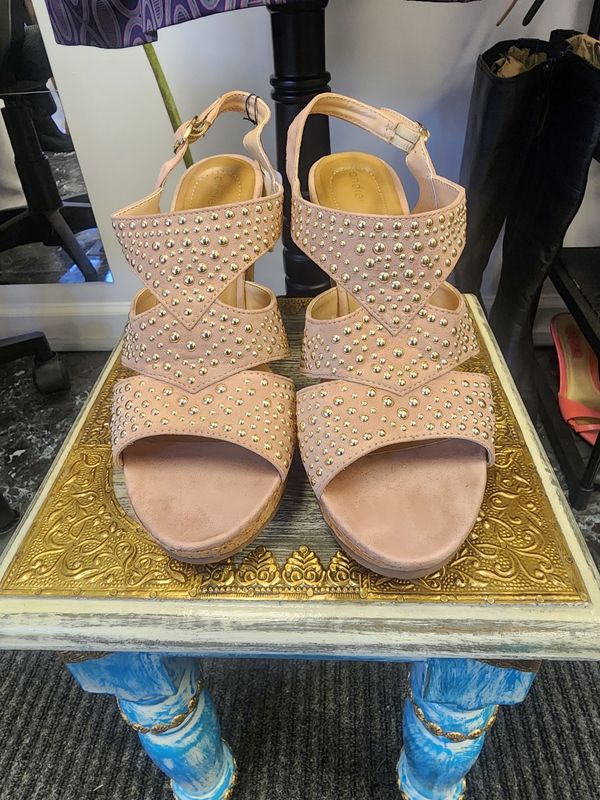 Andrew Geller Taupe Wedge Sandals (8M)Pre-owned