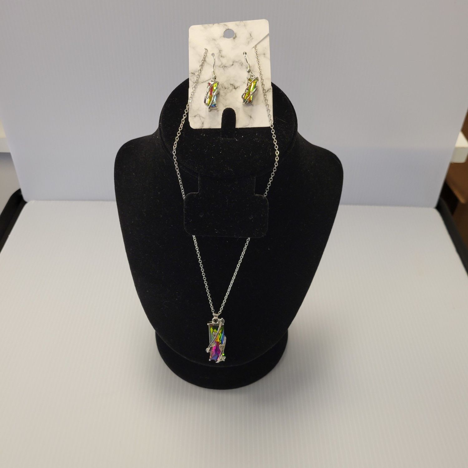 Wrapped Unicorn Crystal Earrings/Necklace Set