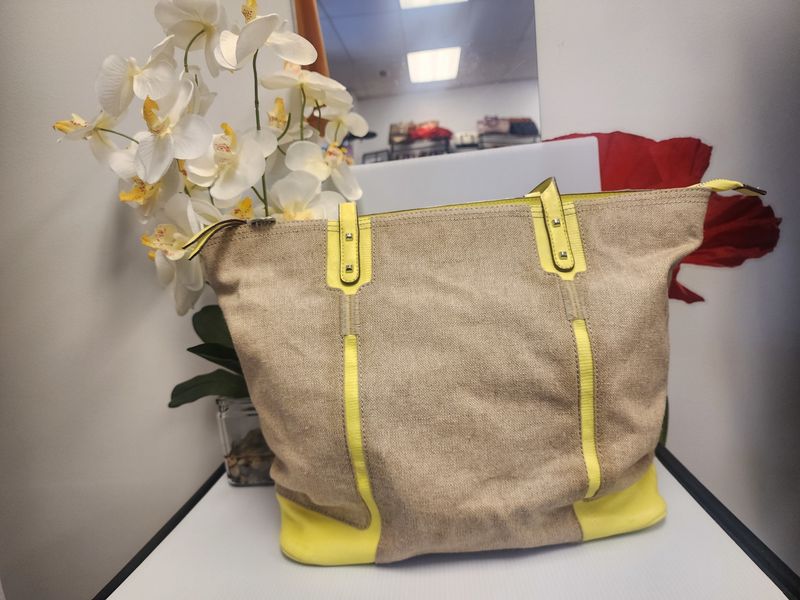Stella &amp; Dot Tan and Yellow Tote Bag (Pre-owned)