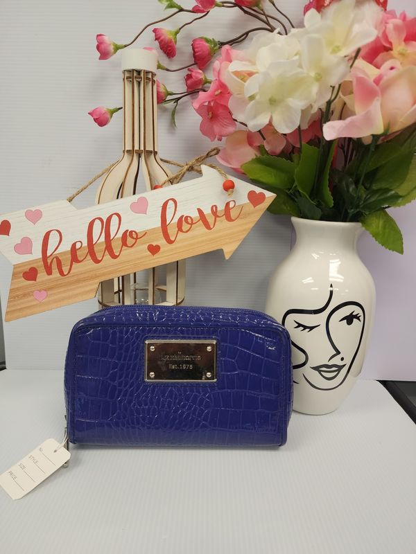 Liz Claiborne Purple Wallet (Used)