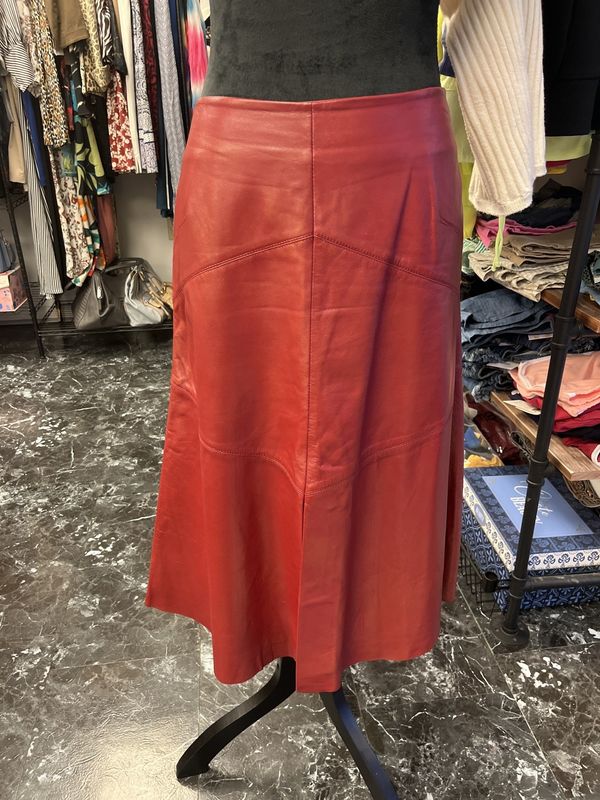 Red Genuine Leather Skirt (10) Pre-owned