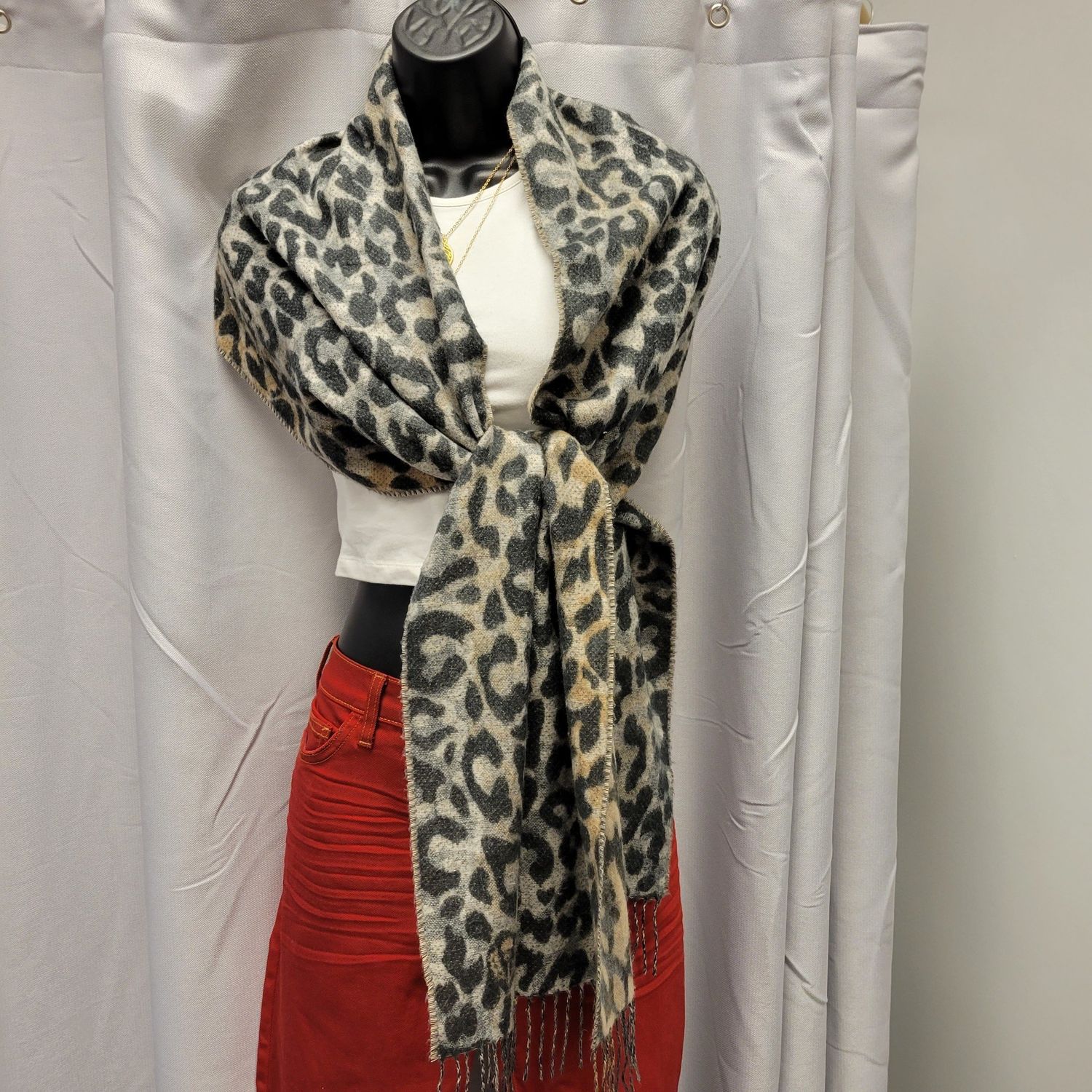 Double-sided Animal Print Scarf (OS)Pre-owned