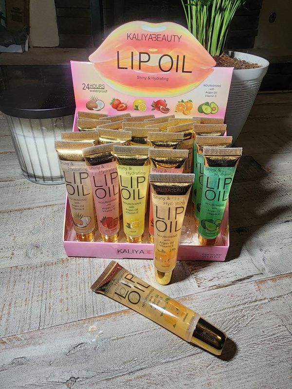 Kaliya Beauty Lip Oil: Orange