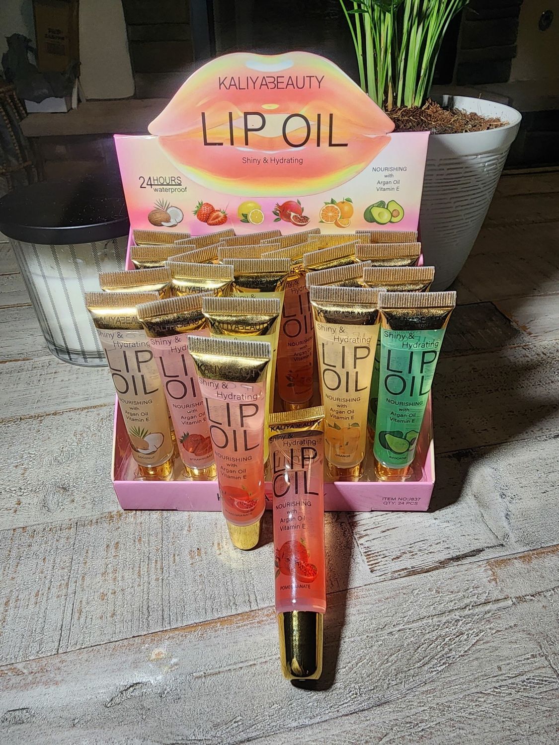 Kaliya Beauty Lip Oil: Pomegranate