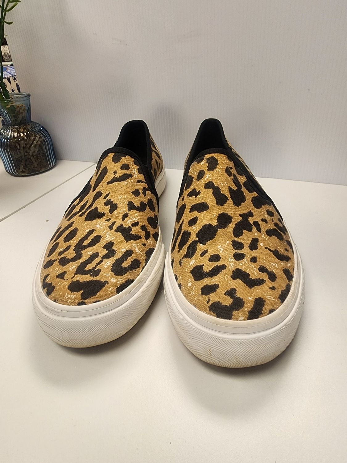 Ked&#39;s Dream Foam Leopard Print Canvas Sneaker (8) used