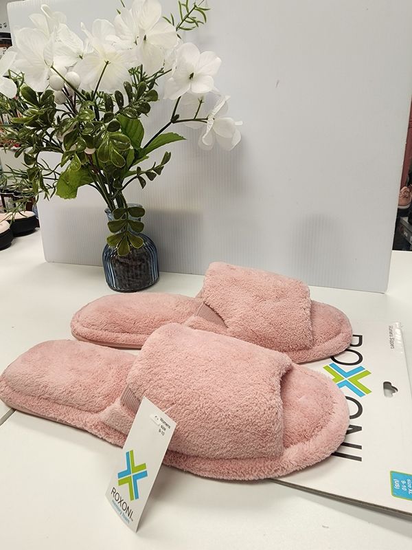 Open Toe Pink Fleece Memory Foam Slippers XL(9-10)