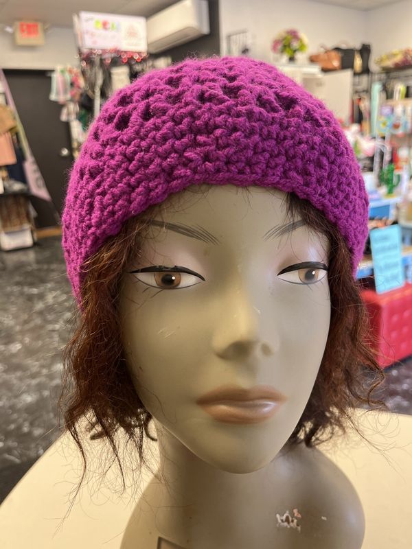 Crochet Raspberry Beanie (OS)