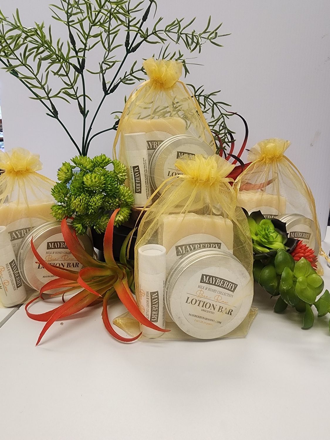 Bee Raw &amp; Tallow Unscented Goat Milk Soap/Lotion Bar/Lip Balm Gift Set