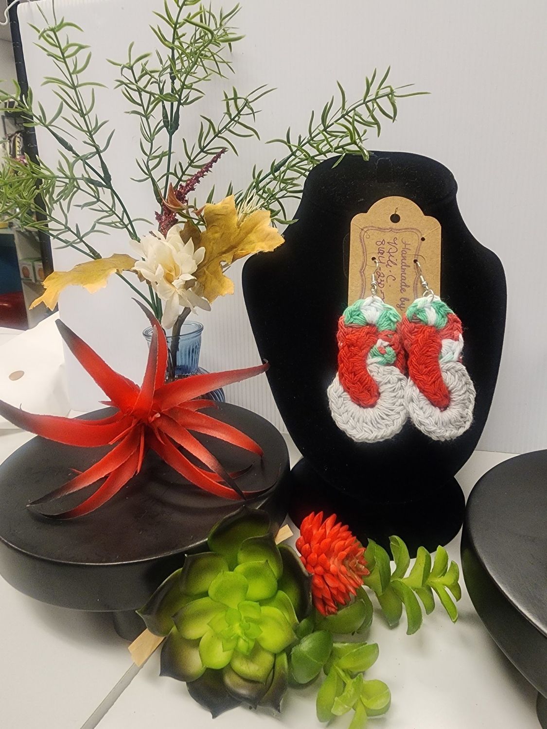Crochet Link Grn-Wht/Red/Gray Earrings