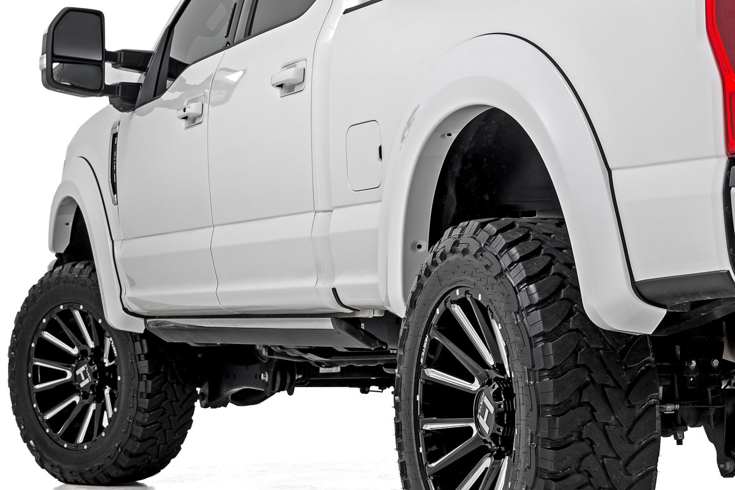 Fender Flares | Sport | BN Silver Spruce | Ford F-250/F-350 Super Duty (17-22) Fender Flares | Sport | BN Silver Spruce | Ford F-250/F-350 Super Duty (17-22)
