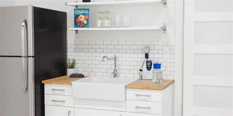 Tri-Oxy FRESH ozonating water on a kitchen counter
