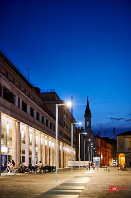 la via di notte