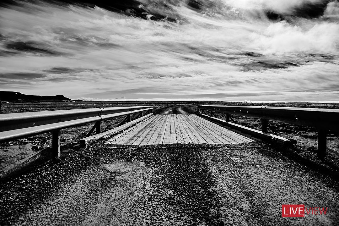 road to nothing in iceland