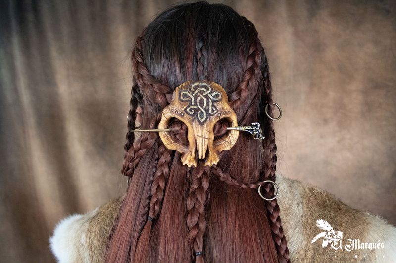 Volva hair pin