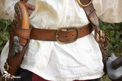 Larp belt for pirate costume, cowboys, steampunk or Western with pirate holster