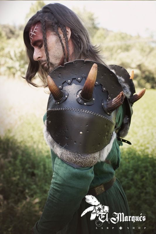 Berserker big shoulderpad