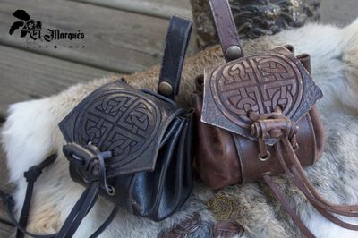 Viking leather belt pouch. Nordic leather bag for Larp with pagan knots