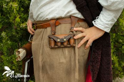 leather potion holder. Medieval belt pouch for alchemist