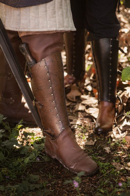 LARP leather greaves, mercenary model