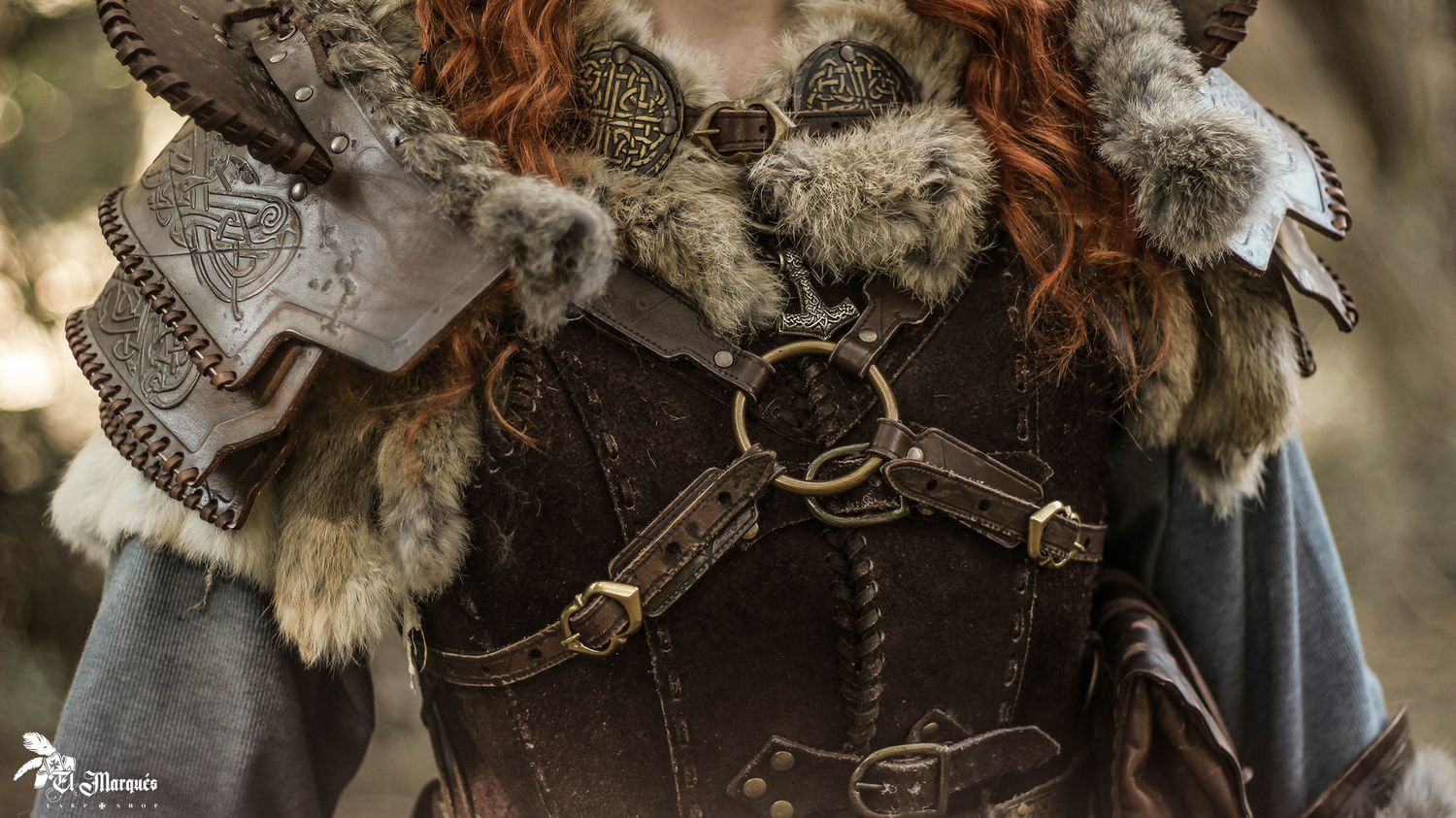 leather harness for shoulderpads