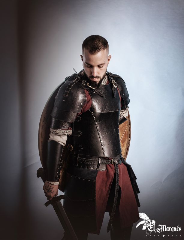 LARP leather shoulderpads, Mercenary model