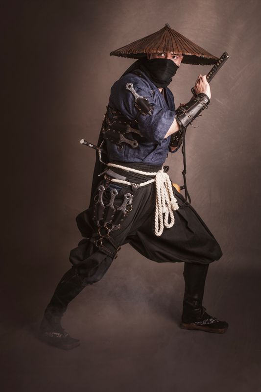 Leather Thigh Holster for Iwashi Kunai
