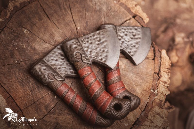 LARP foam weapon, throwing axe &quot;savage&quot;