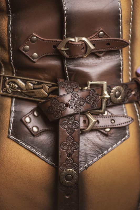 Medieval leather belt, accesory for larp or cosplay. Medieval belt in brown color