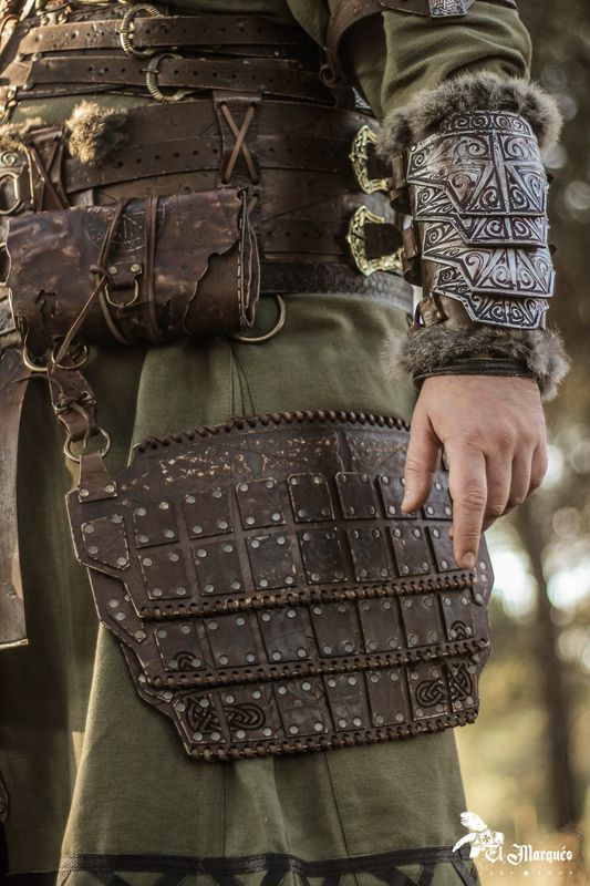 Barbarian tassets