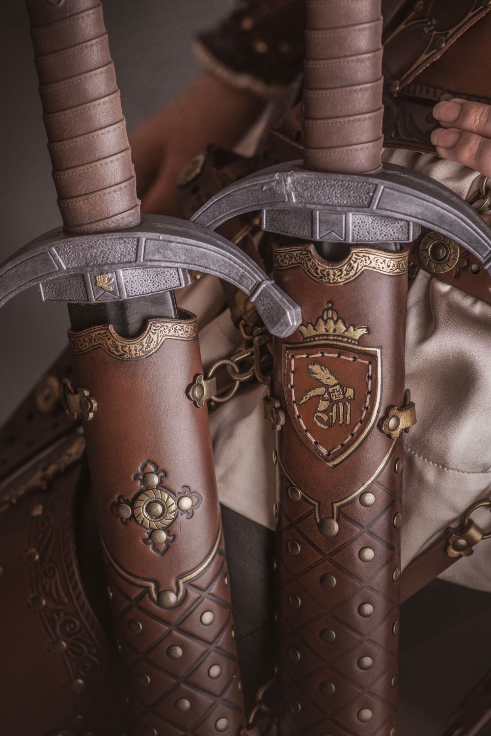 Larp weapon sheath for knight.