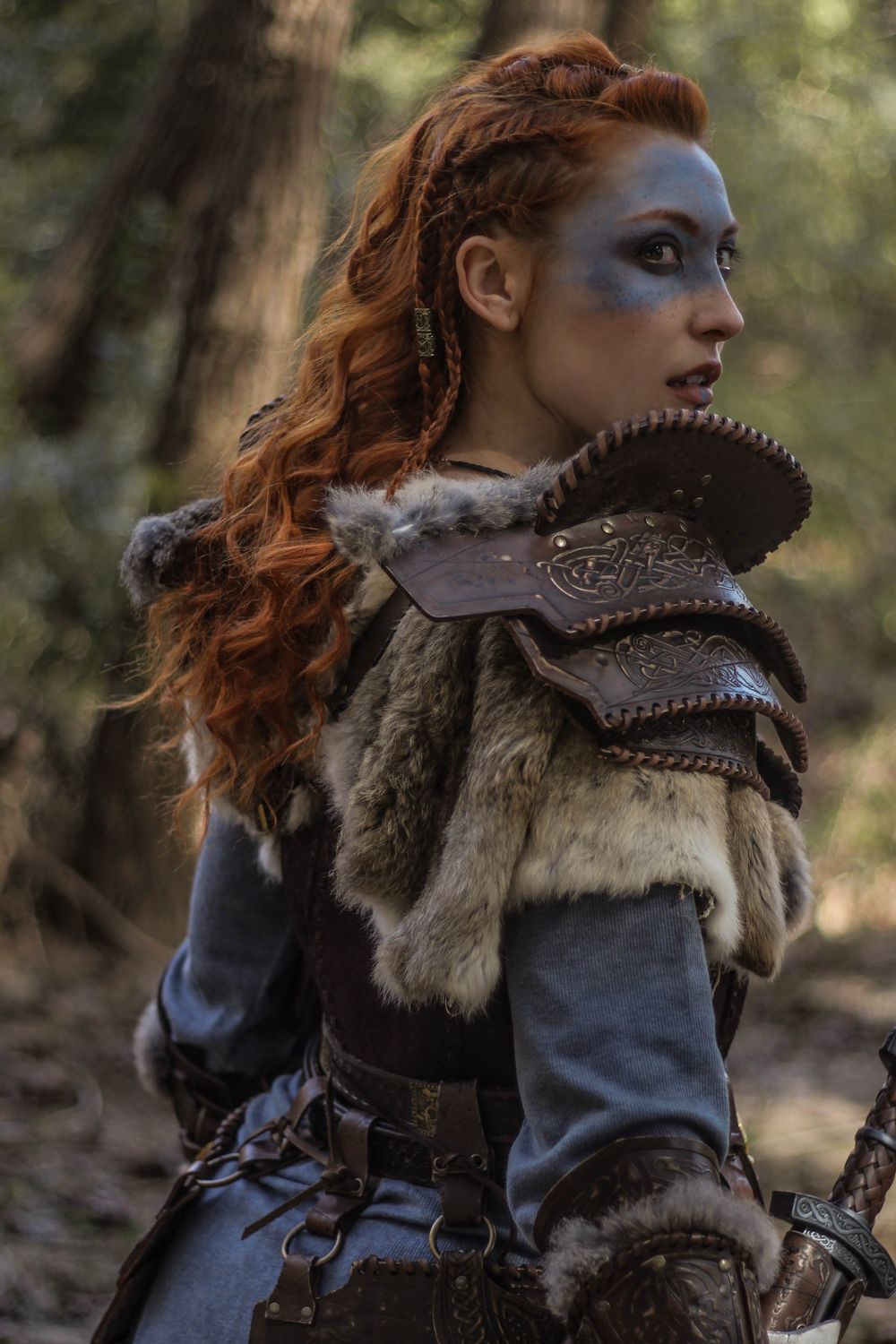 Viking fantasy style leather shoulder pad for larp and cosplay. Barbarian model
