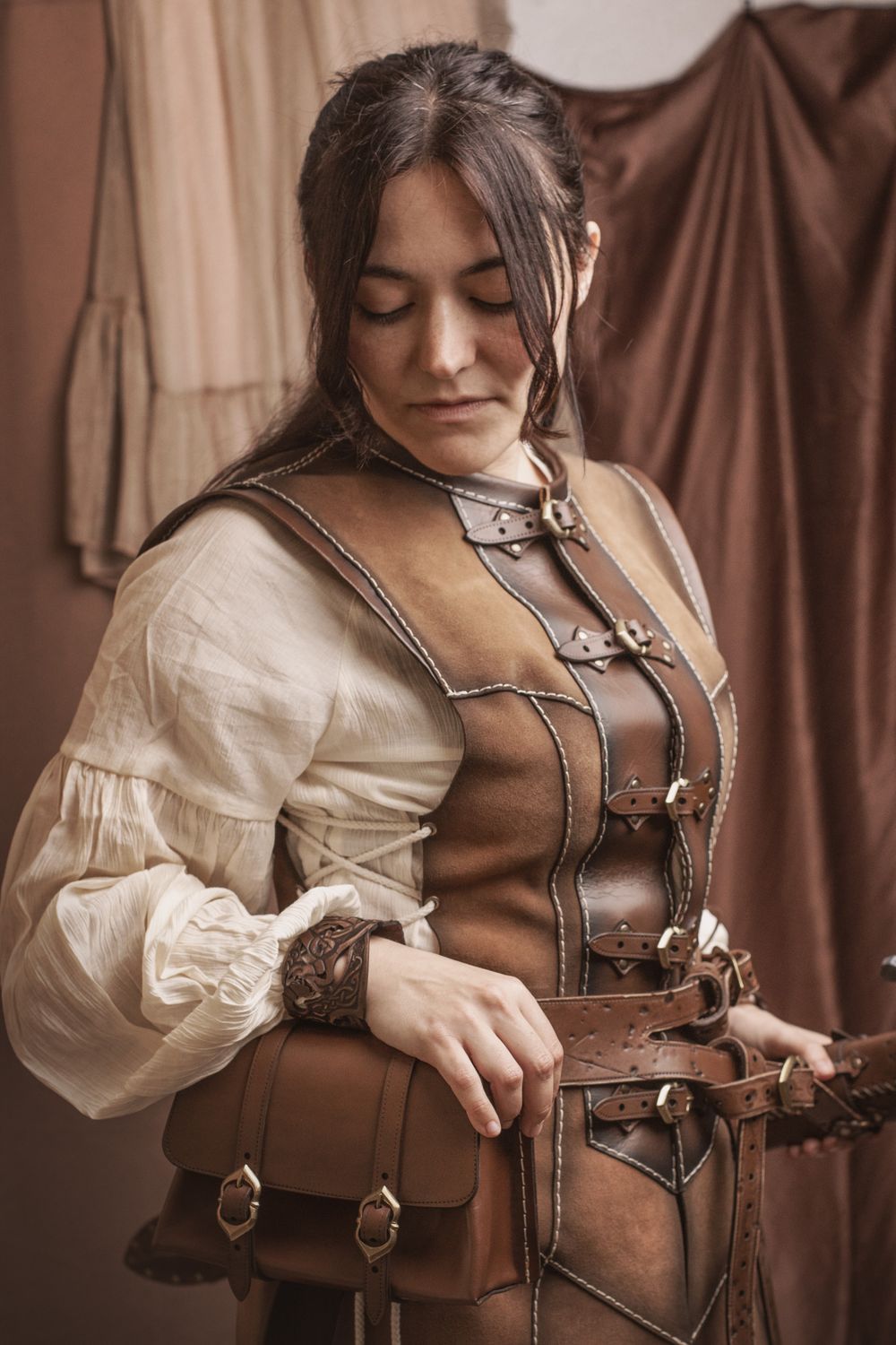 Basic leather bag, Adventurer model