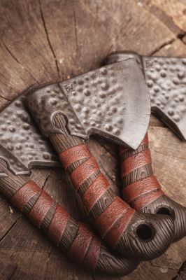 LARP foam weapon, throwing axe "savage"