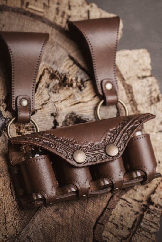 leather potion holder. Medieval belt pouch for alchemist