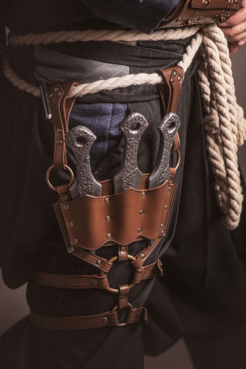 Leather Thigh Holster for Iwashi Kunai