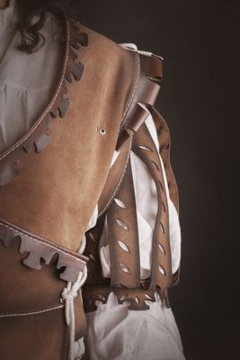 "Landsknecht" Leather Slashed Sleeves